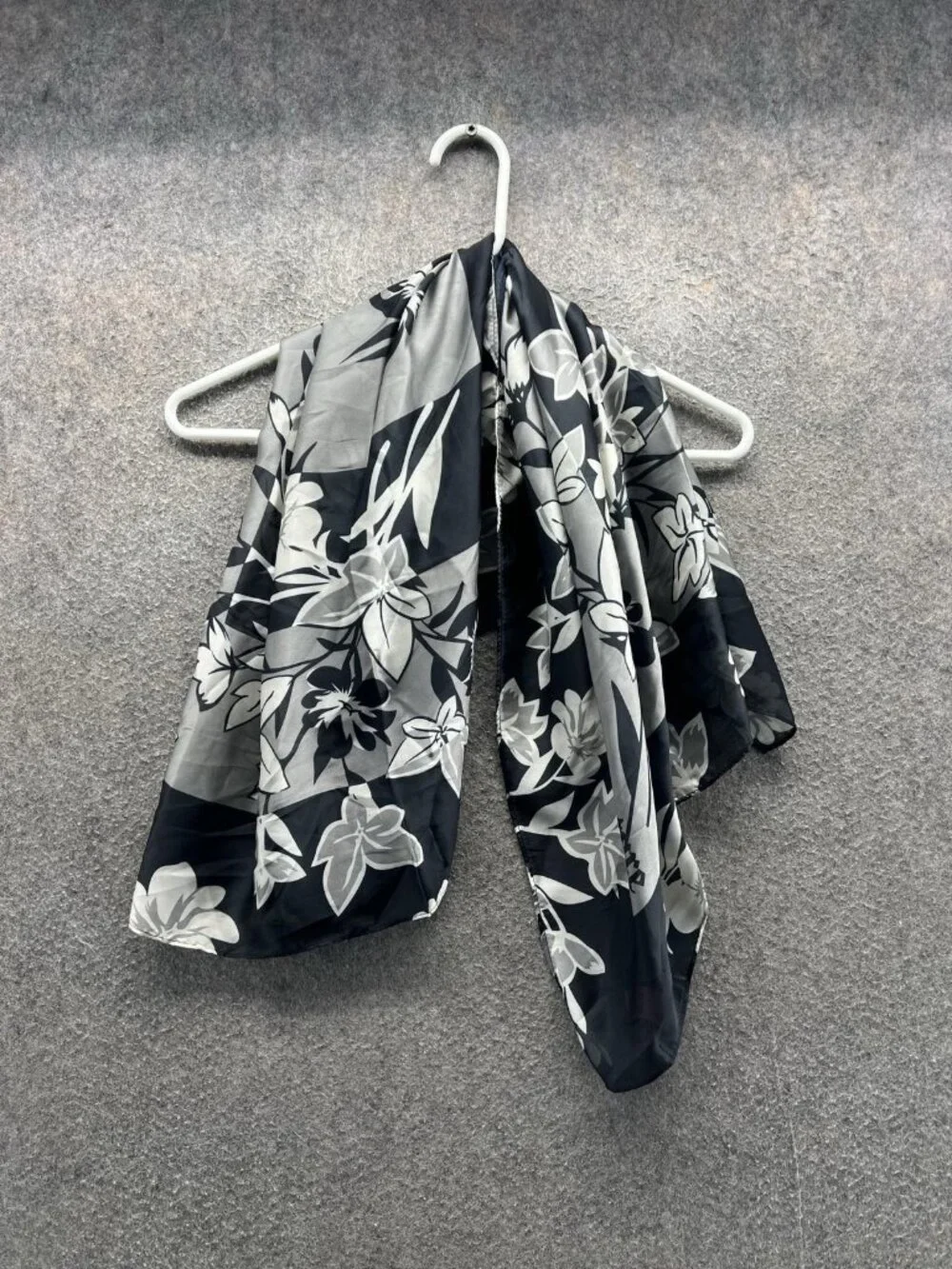 Juicy Couture Scarf Womens OS Black Floral Chiffon Rectangle Lightweight